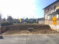 ☆自由設計☆
東側通路・南側空きにつき、日当たり・通風良好！
土地52.87坪！長期優良住宅！
駐車2台可・ウッドデッキ・ワイドバルコニー付のお家を
建築して頂けます♪