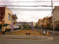 建築条件無し売土地です♪
お好きな工務店、ハウスメーカーでの建築が可能！
弊社専属の設計士がお好きなプランを作成いたします。
更地渡し！南向きの為、陽当り良好！！