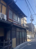 建築条件無し売土地！お好きな工務店やハウスメーカーで建築可能！
京阪『清水五条駅』と阪急『京都河原町駅』の駅近２ＷＡＹアクセス！
周辺施設が充実！

