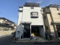 令和元年4月にリフォーム済み！角地のお家♪
安心・安全のオール電化住宅です！1BOX駐車可能！
神川小学校(約320ｍ)まで徒歩4分の近さです！