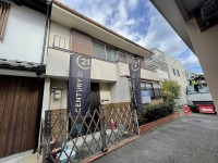 近鉄「東寺」駅徒歩3分・地下鉄烏丸線「九条」駅徒歩13分
JR「京都」駅徒歩13分の３WAYアクセスで通勤・通学に便利！
周辺環境も充実☆
