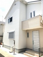 ☆全3区画の分譲地☆残1区画！
未入居物件☆即入居可能です！周辺施設充実！
小中学校徒歩圏内でお子様の通学も安心♪
南向きバルコニーで陽当たり良好！