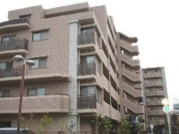 ２０１７年４月に一部改装済！
阪急『西向日駅』まで徒歩１２分！オートロック付きマンション！
スーパーやコンビニ等生活施設が徒歩圏内で生活便利な立地♪