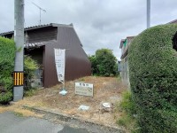 建築条件無し！お好きなハウスメーカー・工務店で建築可能！
南向きで陽当り良好です♪周辺施設充実！
前面道路は車通りも少なく、自然が豊かな立地です☆