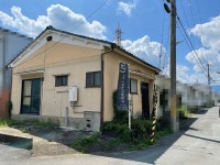 建築条件無し売土地につき、お好きな工務店やハウスメーカーで建築可能！
北東角地なので陽当たり・通風良好！周辺施設充実で生活便利な立地！