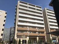 阪急『洛西口駅』とＪＲの駅近２ＷＡＹアクセス！
南東角部屋で陽当たり・通風・眺望良好！２０１５年２月建築の築浅マンション！
周辺施設充実で生活便利♪