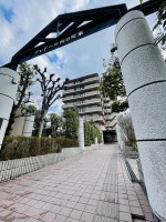 JR「向日町」駅徒歩10分！敷地内駐車場空きあり！
令和2年3月室内リフォーム済み！
最上階につき、陽当たり・通風・眺望良好です☆