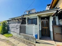 平成26年4月にリフォーム済み！南西角家につき採光・通風良好！
阪急「長岡天神」駅から徒歩9分！
周辺徒歩圏内に生活関連施設も充実！収益物件としてもご検討下さい！