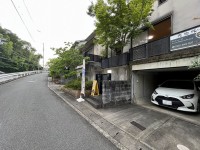 スーパー・コンビニ・ドラッグストアなど周辺施設充実！
通勤・通学に便利な立地で、子育て世代におすすめの物件です！
リフォームのお見積りも承っております♪
