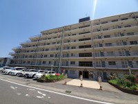 阪急「西山天王山」駅とJR「長岡京」駅の2WAYアクセス！
2022年10月リフォーム済！南東角部屋につき陽当たり・通風良好！
室内大変綺麗です♪