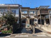 周辺生活施設充実！
公園も多くあり、子育てにも便利♪
収益物件でもご検討ください！