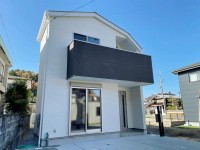 全８区画の分譲地！前面道路６ｍ以上！
全居室６帖以上の３ＬＤＫで駐車も２台可能！
リビングにカウンターがあり、ワークスペースやスタディスペースにも♪