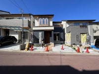 阪急「西山天王山」駅徒歩１５分！大型分譲地！
前道広々6ｍ！土地広々30.25坪！！
第二大山崎小学校まで約480ｍ（徒歩6分）でお子様にも安心！