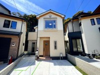 阪急「西山天王山」駅徒歩１５分！大型分譲地！
前道広々6ｍ！土地広々35.54坪！！
第二大山崎小学校まで約480ｍ（徒歩6分）でお子様にも安心！
