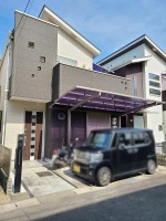 阪急とＪＲの２ＷＡＹアクセスで通勤・通学便利な立地！
太陽光発電システム搭載の４ＬＤＫ！小屋裏収納あり！
徒歩圏内に買い物施設が揃っていて生活便利♪