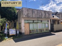 阪急嵐山線「上桂」駅まで徒歩10分！
土地40.05坪！間口広々9.9ｍ！
建築条件無しに付き、お好きなハウスメーカー・工務店で建築可能！