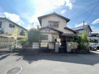 建築条件無し売り土地の６２．６１坪！陽当たり・通風良好！
お好きな工務店やハウスメーカーで建築可能！
小・中学校が近くお子様の通学も安心！