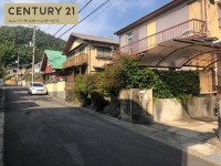 南向きの土地61.09坪！
間口広々13.5ｍ！採光＆通風大変良好です！
建築条件無し土地に付き、お好きなハウスメーカー・工務店に建築して頂けます♪