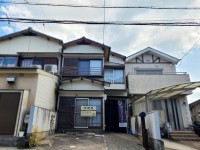 スーパーやコンビニが徒歩圏内で買い物便利な立地！
全居室６帖以上の３ＳＬＤＫ！室内丁寧にお使いです！
阪急『東向日駅』まで徒歩１８分！