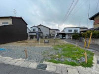 建築条件無し土地につき、お好きなハウスメーカー。工務店で建築可能です！
土地広々44.10坪！角地！
周辺施設が充実しており生活に便利な立地です♪