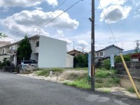 建築条件無土地！お好きなハウスメーカー・工務店で建築可能！
閑静な住宅地！土地広々約46坪！
幼稚園・小学校まで徒歩圏内！お子様の通学も安心です！