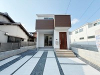全4区画の分譲地！阪急「長岡天神」駅まで徒歩12分！
WCL 全居室収納スペース有！
徒歩圏内に周辺施設も充実しており生活に便利な立地！
