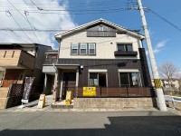 久我の杜小学校まで徒歩約４分とお子様の通学にも安心な距離感！
スーパー・コンビニ・銀行まで徒歩圏内です♪
３月リフォーム完成！お気軽にお問い合わせください！
