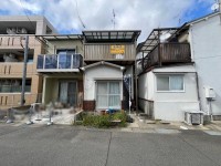 南向きにつき採光・通風良好♪
周辺施設が徒歩圏内に充実しており生活に便利な立地！
リフォームのご相談承ります♪
