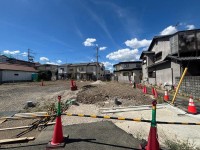 全２区画の分譲地！
阪急とＪＲの２ＷＡＹアクセス可能！生活施設が周辺に充実♪
建築条件無し土地！お好きなハウスメーカー・工務店で建築可能！