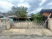 向日市、伏見区、南区の不動産なら<br>センチュリー21ユニバーサルホームサービス向日町店へ！ 阪急『洛西口駅』まで徒歩１１分！全４区画の分譲地！
建築条件無し売土地につき、お好きなハウスメーカー・工務店で建築可能！
徒歩圏内に商業施設充実！