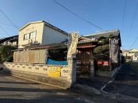 阪急『西山天王山駅』まで徒歩１５分！解体更地！
小学校・中学校や買い物施設も徒歩圏内♪
建築条件無し売り土地につき、お好きなハウスメーカー・工務店で建築可能！