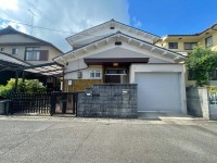 周辺に高い建物もなく陽当たり・通風良好です!
建築条件無土地!お好みのハウスメーカー・工務店で建築可能です!
小学校まで徒歩3分でお子様の通学も安心!