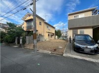 建築条件無し土地の為、お好きな工務店やハウスメーカーで建築して頂けます!
阪急とJRの駅近2WAYアクセス可能!
閑静な住宅地の整形地!徒歩圏内に生活施設が充実♪