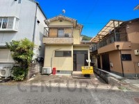 向日市、伏見区、南区の不動産なら<br>センチュリー21ユニバーサルホームサービス向日町店へ！ 建築条件無し売土地の為、お好きなハウスメーカー・工務店で建築可能！
２ＷＡＹアクセス可能な立地！
嵐山の美しい四季を身近に感じながら暮らせる住環境！