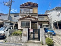 向日市、伏見区、南区の不動産なら<br>センチュリー21ユニバーサルホームサービス向日町店へ！ 南向きにつき日当たり良好！
ＪＲと阪急の２ＷＡＹアクセス可能♪
イオンモール京都桂川まで徒歩８分！周辺生活施設が充実の便利な立地！