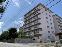 向日市、伏見区、南区の不動産なら<br>センチュリー21ユニバーサルホームサービス向日町店へ！ 空室につき即入居可能！
東向きで、陽当たり・通風・眺望良好！
リフォーム歴有り！閑静な住宅地で交通量や騒音も少なく生活しやすい環境！