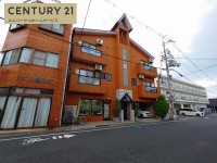 阪急「長岡天神」駅まで徒歩10分！
【駅近・買い物便利・静かな環境・陽当たり】全てを叶えたい方へ！
東向きバルコニーで眺望・通風良好☆
3帖のロフトと大きな収納があり、お部屋を広く利用できます！