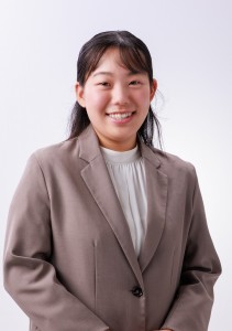 高田 娃梨