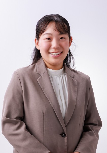 高田 娃梨